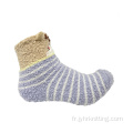 Chaussettes acryiques confortables au sol d'hiver